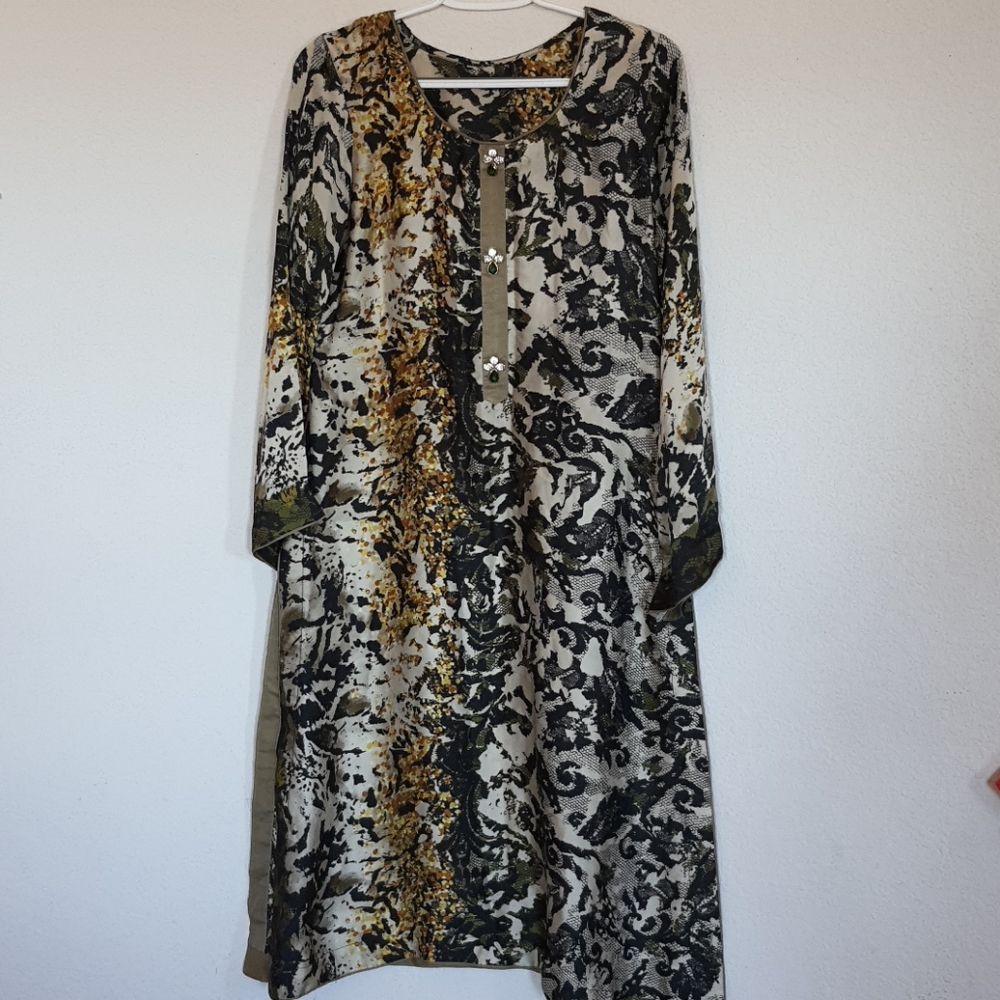 Pakistani silk print shirt with gorgeous buttons